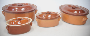 Lot 086 - 4 x vintage Bendigo Pottery domestic ware lidded crock pots inc 2 x 1