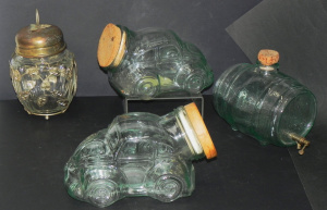 Lot 104 - 4 pces Glass ware inc Pair Italian VW Beetle Volkswagen Cooke Jars wit