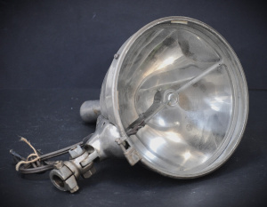 Lot 122 - Vintage chrome directional spotlight w conical body with integrated ha