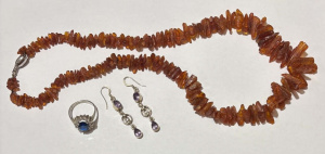 Lot 170 - Grp jewellery - natural amber necklace with silver clasp, Silver dress