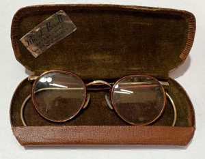 Lot 177 - Pr 1920s 9ct gold & Tortoiseshell spectacles with coiled arms with