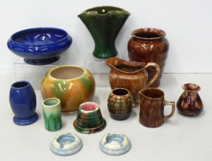 Lot 182 - Group of quality vintage Australian Pottery inc Remued (pair of ashtra