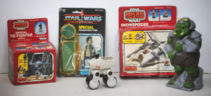Lot 095 - Group of vintage Star Wars toys and boxes inc boxed Kenner Mirco Colle