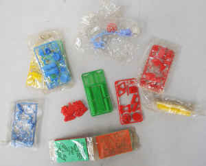 Lot 110 - Group lot - Packaged Vintage plastic Cereal Toys - Trains Buggys &