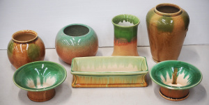 Lot 131 - Group lot Vintage Bendigo Waverley Ware Australian Green & Brown g