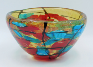 Lot 198 - MCM Heavy Murano glass bowl by Fulvio Bianconi - Gold aventurine inclu