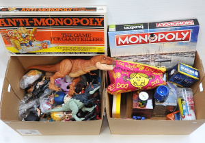 Lot 028 - Large lot of 2 boxes of games and toys Games inc Monopoly (Buxton Sand