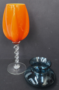 Lot 157 - 2 pces Mid Century Glass inc Italian Empoli Orange Opalina Florentina