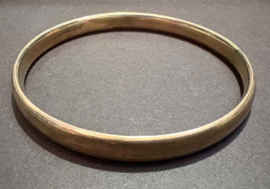 Lot 176 - Vintage silver lined 9ct rose gold Bangle approx 15 7 grms