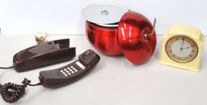 Lot 138 - 3 x Mixed items incl Anodized Red Apple Ice Bucket w Original Lid, Sma