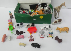 Lot 144 - Group of vintage plastic figures and related items inc Muppet Babies (