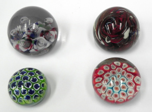 Lot 186 - 4 Art Glass Paperweights inc Controlled Air Bubbles on a white, red, g