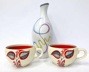 Lot 188 - Small lot Retro Ceramics - West German Waechtersbach 'Feo' Vase design