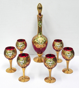 Lot 208 - Italian Vecchia Murano 7 pces Decanter set c2015 - Ruby Red with gilt