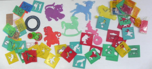 Lot 028 - Group of vintage plastic stencils, some cereal toys inc packaged Sanat