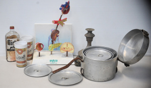 Lot 089 - Lot of Mixed Items incl Australian Army Mess Canteen, Vintage Mortein