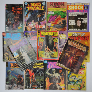 Lot 111 - Large lot of vintage Horror themed comics inc Vampirella, Turok, Shudd