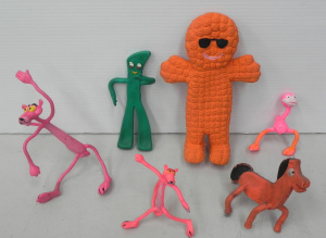 Lot 147 - Group of vintage squeaky and bendy toys inc Gumby & Pokey, Pink Pa