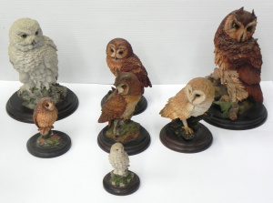 Lot 153 - Group of highly detailed Country Artists (England) resin owl figurines