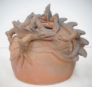 Lot 192 - Impressive Australian Art Pottery lizard pot by Mark Pearle of Pearle'