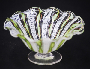 Lot 208 - Vintage Italian Latticinio Art Glass Bowl - Green ribbon & white l