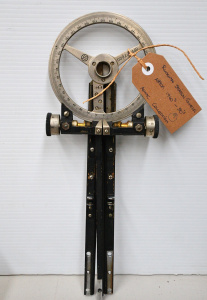 Lot 009 - c1950 boxed PRM Soviet Navy station pointer (Russia) - box 45 5cm W