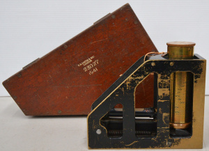 Lot 153 - 1941 mahogany boxed ER Watts & Sons (London) brass Clinometer - bo