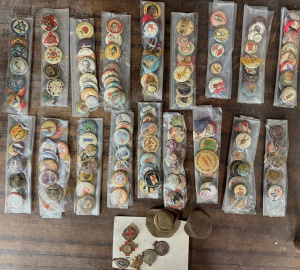 Lot 036 - Lge group c1900 + Australian tin, metal badges incl WW1, 1919 Anzac Da