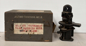 Lot 168 - 1940s boxed AM (Air Ministry) Astro Compass Mk II 6A1174 (no sight) wi