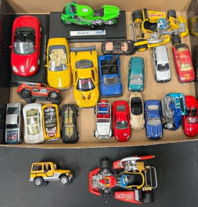 Lot 094 - Qty diecast cars, motorbike incl Mattel, Hot Wheels, Welly, Matchbox e