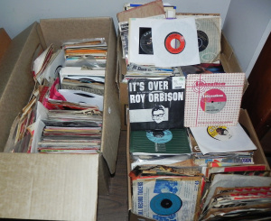 Lot 020 - 3 x Boxes 45 rpm Vinyl Records - various Genres inc Joe Cocker, Roy Or