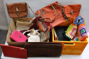 Lot 032 - Large lot of 2 boxes ladies' bags and purses inc Marc Jacbos, Tommy Hi