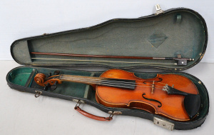 Vintage Cased Voilin with Bow
