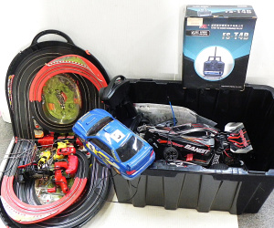 Lot 041 - 2 x Traxxas Bandit R C cars with remotes, additional boxed Flysky cont