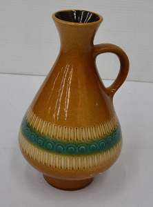 Lot 209 - Mid Century Dumler & Brieden West German Vase - Mustard glaze with