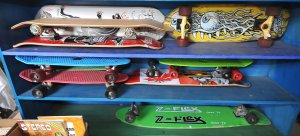 Lot 021 - Group of skateboards inc Z- Flow and Santa Cruiz cruisers, small plast