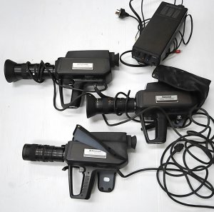 Lot 023 - Group of vintage TV recording equipment inc 3 x National Panasonic cam