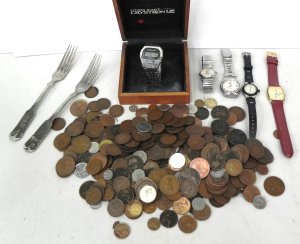 Lot 037 - Mixed Group lot inc Coin Currency - Pre Decimal Aust copper etc , Watc