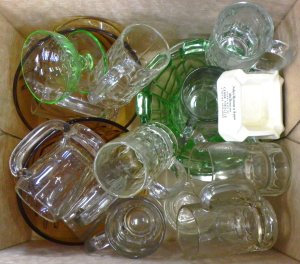 Lot 068 - Box lot vintage Glass inc Green & Amber Art Deco depression glass