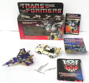 Lot 136 - Vintage Boxed G1 Transformer - Autobot Agent Jazz - w paperwork, Blast