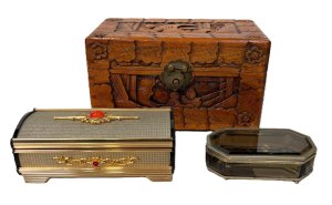 Lot 150 - 3 x jewellery boxes - carved Chinese camphor wood, 195060s Lady Mate j