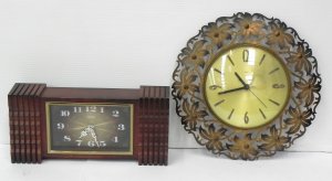 Lot 153 - 2 x 1970s clocks inc pierced brass Metamec (England - 32cm W), wood fr