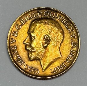 Lot 179 - 1914 King Geo V gold Sovereign, Perth mint, 7 98 grms