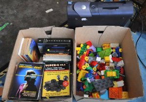 Lot 035 - 2 x Boxes of Mixed Books & LEGO Duplo pieces incl Photography Buye