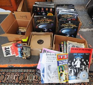 Lot 037 - Mixed Lot incl 2 x Boxes of Star Trek Official Fact Files Collection,