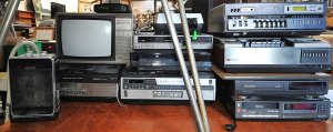 Lot 044 - Group Lot of Assorted Vintage Audio Visual Items inc Betamax Video Pla