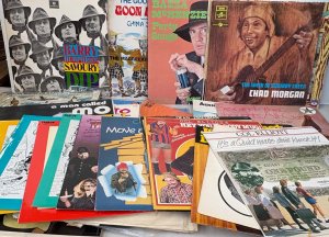 Lot 070 - Lot of Vintage Vinyl Comedy LP Records incl Chad Morgan, Goon Show, Pe