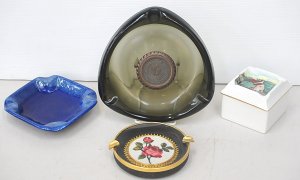 Lot 107 - 4 x Vintage Ashtrays inc Heavy Smoke Glass Triangular with fitted Copp
