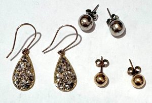 Lot 156 - 2 pr 9ct gold earrings - drop earrings & studs plus another pr