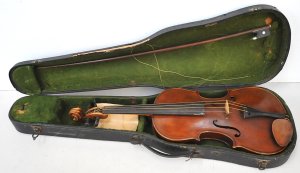 Lot 176 - Anders Neilsen (1854-1926) Vintage Australian made Violin - Label sigh